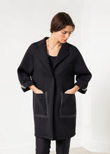 Load image into Gallery viewer, Neoprene Flower Coat in Black - thangtv01737 (4517953732667)