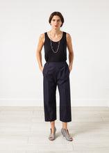Load image into Gallery viewer, Wide Cropped Trouser in Navy - thangtv01737 (4517955076155)