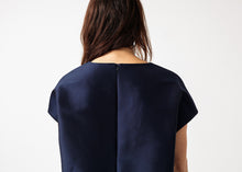 Load image into Gallery viewer, Tucked Sleeve Blouse in Navy - thangtv01737 (4517954158651)