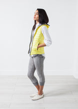 Load image into Gallery viewer, Primula Vest in Yellow - thangtv01737 (4517981126715)