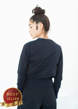 Load image into Gallery viewer, Quilt Pattern Cardigan in Black/Navy - thangtv01737 (4517909069883)