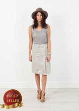 Load image into Gallery viewer, Pleated Skirt in Glitter Dots - thangtv01737 (4517934497851)
