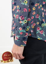 Load image into Gallery viewer, Long Sleeve Blouse in Black/Floral - thangtv01737 (4517933875259)