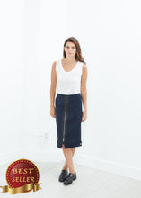 Load image into Gallery viewer, Contrast Zipper Skirt in Navy - thangtv01737 (4517921587259)