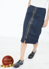 Load image into Gallery viewer, Contrast Zipper Skirt in Navy - thangtv01737 (4517921587259)