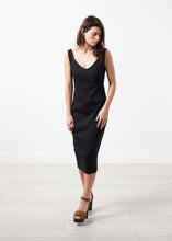 Load image into Gallery viewer, Taib Dress - thangtv01737 (4517998166075)