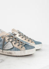 Load image into Gallery viewer, Metallic Sequin Low Top Sneaker - thangtv01737 (4517999640635)