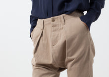 Load image into Gallery viewer, Harem Chino Short - thangtv01737 (4517965496379)