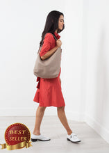 Load image into Gallery viewer, Pretty Grooming Bag - thangtv01737 (4517944393787)