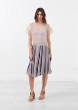 Load image into Gallery viewer, Organza Feather Top - thangtv01737 (4518062293051)