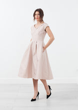 Load image into Gallery viewer, Robe Dress - thangtv01737 (4518024511547)
