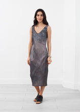 Load image into Gallery viewer, Dial Dress - thangtv01737 (4518067044411)