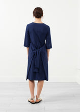 Load image into Gallery viewer, Sleeve Dress - thangtv01737 (4518076383291)