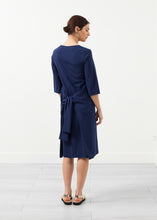 Load image into Gallery viewer, Sleeve Dress - thangtv01737 (4518076383291)