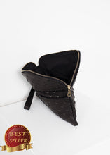 Load image into Gallery viewer, Roxanne Leather Clutch in Black - thangtv01737 (4517940133947)