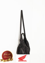 Load image into Gallery viewer, Circle Bag in Black - thangtv01737 (4517936070715)