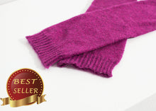 Load image into Gallery viewer, Pikki Mittens in Fuchsia - thangtv01737 (4517916213307)