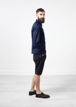 Load image into Gallery viewer, Scotland Button-Up in Navy - thangtv01737 (4517950881851)
