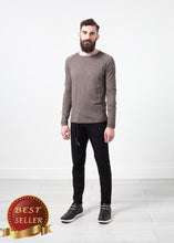 Load image into Gallery viewer, Daris Tee in Olive - thangtv01737 (4517883871291)

