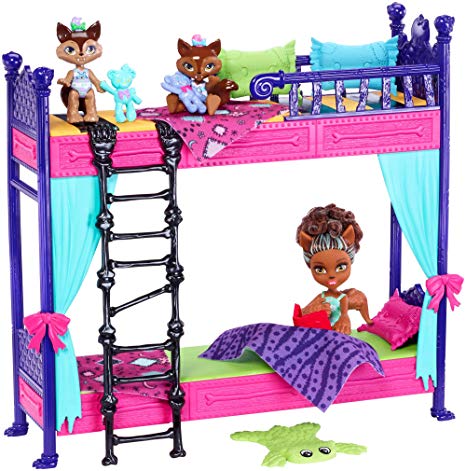 Monster High Monster Family Wolf Bunk Bed Playset with Dolls (5041643356219)