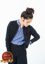Load image into Gallery viewer, Quilt Pattern Cardigan in Black/Navy - thangtv01737 (4517909069883)
