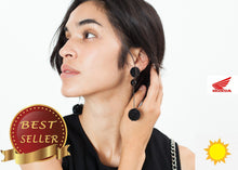 Load image into Gallery viewer, Drop Cluster Earring in Black - thangtv01737 (4517903335483)
