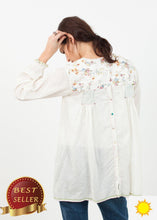 Load image into Gallery viewer, Floral Front Peasant Blouse in White - thangtv01737 (4517932367931)
