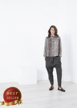 Load image into Gallery viewer, Madame L Blouse in Leopard - thangtv01737 (4517901500475)
