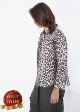 Load image into Gallery viewer, Madame L Blouse in Leopard - thangtv01737 (4517901500475)

