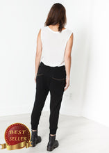 Load image into Gallery viewer, Highsoft Cropped Sweat in Black - thangtv01737 (4517911658555)
