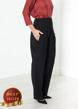 Load image into Gallery viewer, Pleated Waistband Trouser in Black - thangtv01737 (4517923127355)

