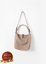 Load image into Gallery viewer, Pretty Grooming Bag - thangtv01737 (4517944393787)
