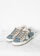 Load image into Gallery viewer, Metallic Sequin Low Top Sneaker - thangtv01737 (4517999640635)
