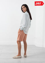 Load image into Gallery viewer, Classic Button Down - thangtv01737 (4517948358715)
