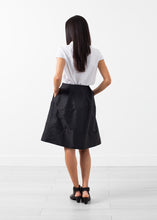 Load image into Gallery viewer, Reversi Skirt - thangtv01737 (4518023626811)

