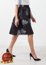 Load image into Gallery viewer, Short Silk Skirt - thangtv01737 (4517943869499)
