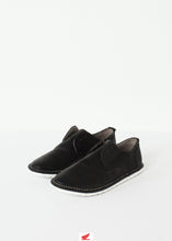 Load image into Gallery viewer, Canvas Sneaker - thangtv01737 (4518018416699)
