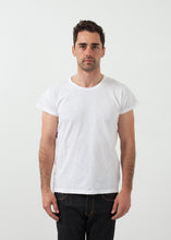 Load image into Gallery viewer, Hibi T-Shirt - thangtv01737 (4517948031035)
