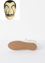 Load image into Gallery viewer, High Top Sneaker - thangtv01737 (4518138413115)
