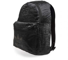 Load image into Gallery viewer, ADIDAS | CLASSIC BACKPACK (5041626546235)
