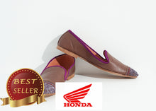 Load image into Gallery viewer, Bizi Cap Toe Loafer in Rose/Aubergine - thangtv01737 (4517884362811)
