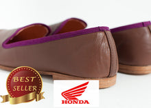 Load image into Gallery viewer, Bizi Cap Toe Loafer in Rose/Aubergine - thangtv01737 (4517884362811)
