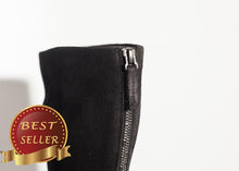Load image into Gallery viewer, Knee-High Boot in Black - thangtv01737 (4517917196347)
