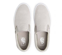 Load image into Gallery viewer, VANS | CLASSIC SLIP-ON (PERFORATED SUEDE) (5041626021947)
